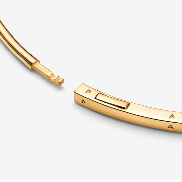 Pandora Signature Closed ID Bangle (Gold) - Picture 4 of 13